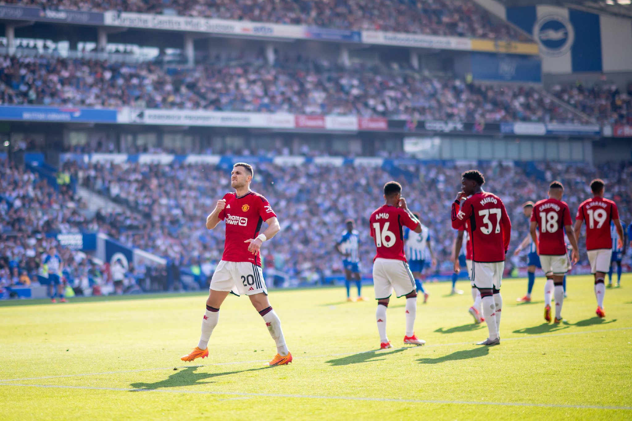 无疑是吸引 无疑是吸引